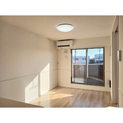 エレガント　ガーデン　Ⅰ 203【管理NO：1-026132701-02030】 ★家具家電は申し込み後に搬入します★ ★2026年11月中旬入居可能★の物件写真2