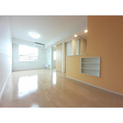ユパ 203【管理NO：1-023980801-02030】 ★家具家電は申し込み後に搬入します★ ★2026年10月中旬入居可能★の物件写真2
