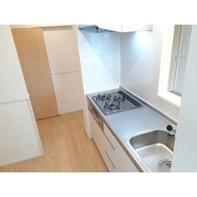 ユパ 203【管理NO：1-023980801-02030】 ★家具家電は申し込み後に搬入します★ ★2026年10月中旬入居可能★の物件写真3