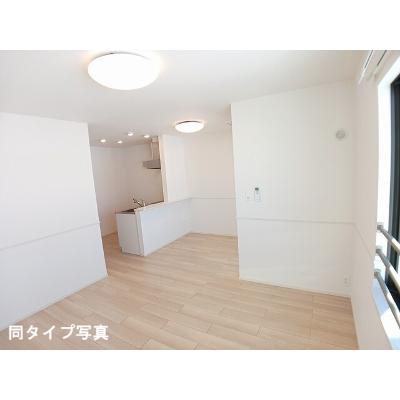 ラルゴミヤＢ 201【管理NO：1-028615602-02010】 ★家具家電は申し込み後に搬入します★ ★2027年04月上旬入居可能★の物件写真2