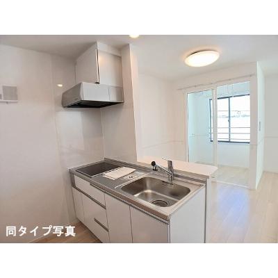 ラルゴミヤＢ 201【管理NO：1-028615602-02010】 ★家具家電は申し込み後に搬入します★ ★2027年04月上旬入居可能★の物件写真3