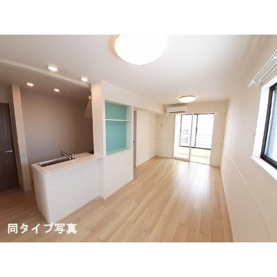 ラルゴミヤＡ 201【管理NO：1-028615601-02010】 ★家具家電は申し込み後に搬入します★ ★2027年04月上旬入居可能★の物件写真2
