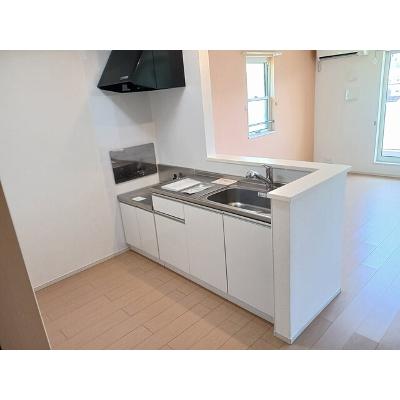 ソレイユＢ 201【管理NO：1-018865502-02010】 ★家具家電は申し込み後に搬入します★ ★2026年11月中旬入居可能★の物件写真3