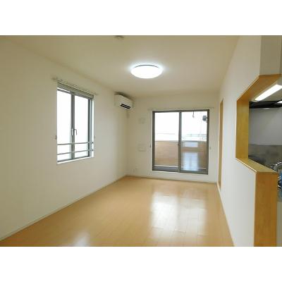 ファミールエセナＧ 301【管理NO：1-019015101-03010】 ★家具家電は申し込み後に搬入します★ ★2026年10月中旬入居可能★の物件写真2
