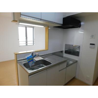 ファミールエセナＧ 301【管理NO：1-019015101-03010】 ★家具家電は申し込み後に搬入します★ ★2026年10月中旬入居可能★の物件写真3