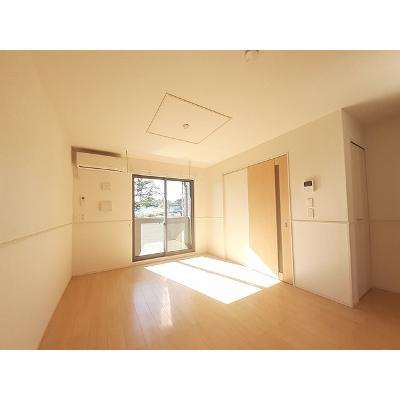 ビバリーヒルズＡ 102【管理NO：1-022496901-01020】 ★家具家電は申し込み後に搬入します★ ★2026年10月中旬入居可能★の物件写真2