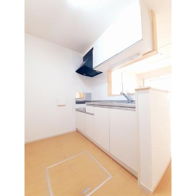 エスパス　コンフォルト 106【管理NO：1-017224601-01050】 ★家具家電は申し込み後に搬入します★ ★2026年11月中旬入居可能★の物件写真3