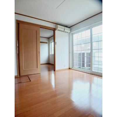 apartment 〒108-0075　東京都港区港南２丁目16-1