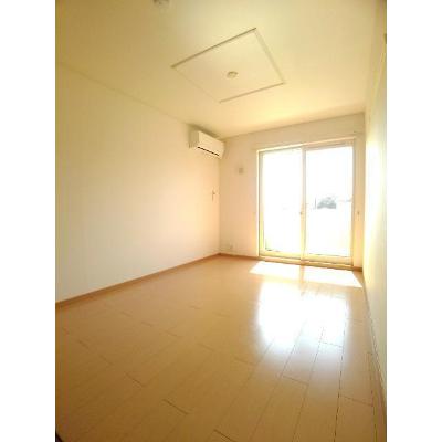 イリーデ・ソレイユＢ 103【管理NO：1-014822202-01030】 ★家具家電は申し込み後に搬入します★ ★2026年12月中旬入居可能★の物件写真2