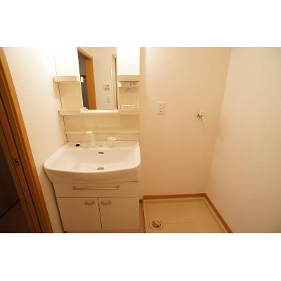 メイプルガーデン 101【管理NO：1-012753401-01010】 ★家具家電は申し込み後に搬入します★ ★2026年12月上旬入居可能★の物件写真6