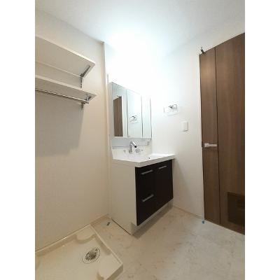 エアリアルⅠ 102【管理NO：1-027286001-01020】 ★家具家電は申し込み後に搬入します★の物件写真6