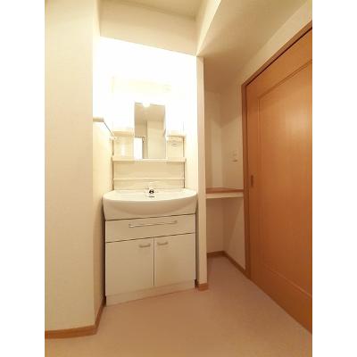 カルム河渡 102【管理NO：1-014773901-01020】 ★家具家電は申し込み後に搬入します★ ★2026年11月中旬入居可能★の物件写真6