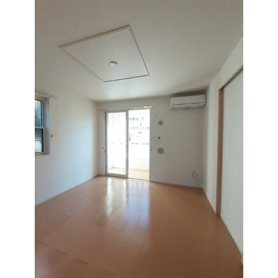 ローレル 102【管理NO：1-021047001-01020】 ★家具家電は申し込み後に搬入します★ ★2027年01月中旬入居可能★の物件写真2