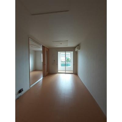 コンフォルト 202【管理NO：1-018409401-02020】 ★家具家電は申し込み後に搬入します★ ★2026年12月上旬入居可能★の物件写真2