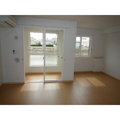 サンライズⅢＤ 103【管理NO：1-016323804-01030】 ★家具家電は申し込み後に搬入します★ ★2026年11月中旬入居可能★の物件写真2