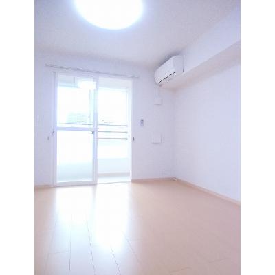 コンセル　ジュール　Ｂ 203【管理NO：1-016500102-02030】 ★家具家電は申し込み後に搬入します★ ★2026年11月中旬入居可能★の物件写真2