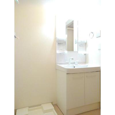 apartment 石川県河北郡津幡町字加賀爪ニ４８－１ 

↓地図はこちらから