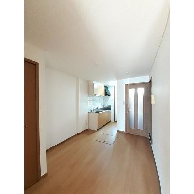 パークハマナカ 102【管理NO：1-011433101-01020】 ★家具家電は申し込み後に搬入します★ ★2026年10月下旬入居可能★の物件写真2