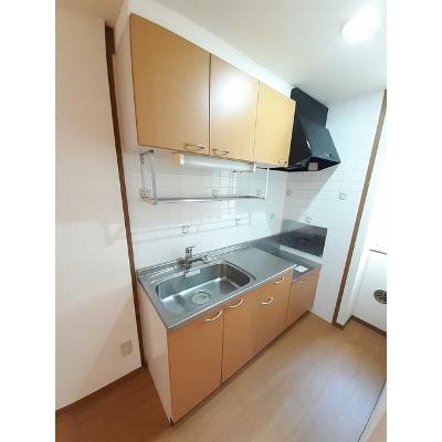 パークハマナカ 102【管理NO：1-011433101-01020】 ★家具家電は申し込み後に搬入します★ ★2026年10月下旬入居可能★の物件写真3