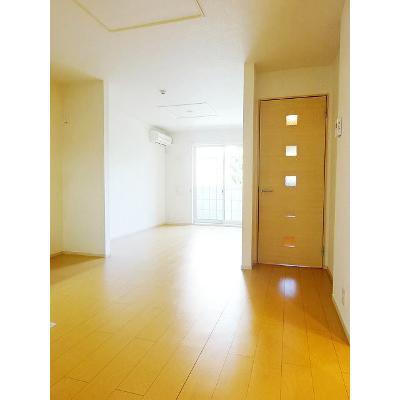 ユリエール・ホープ 102【管理NO：1-017446601-01020】 ★家具家電は申し込み後に搬入します★ ★2026年11月中旬入居可能★の物件写真2