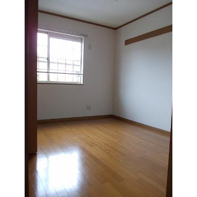ラフィネ弐番館 201【管理NO：1-011286702-02010】 ★家具家電は申し込み後に搬入します★ ★2026年11月下旬入居可能★の物件写真2