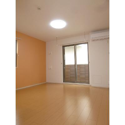 ミニョン　アビタシオン 101【管理NO：1-020211901-01010】 ★家具家電は申し込み後に搬入します★ ★2026年10月中旬入居可能★の物件写真2