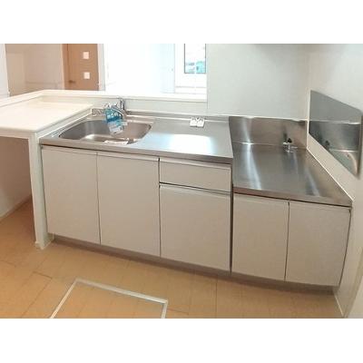 ファミーユ葵西 102【管理NO：1-018562301-01020】 ★家具家電は申し込み後に搬入します★ ★2026年10月下旬入居可能★の物件写真3