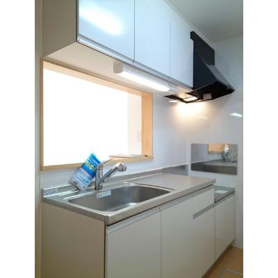 ブローテ 103【管理NO：1-016173901-01030】 ★家具家電は申し込み後に搬入します★ ★2026年10月中旬入居可能★の物件写真3