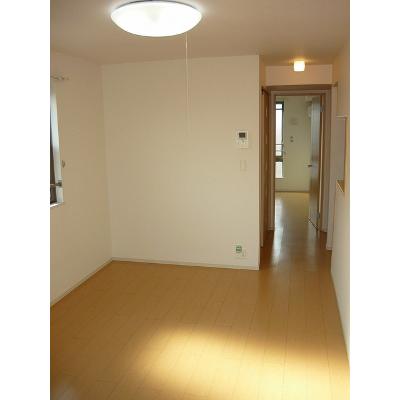 フェリーゼス 203【管理NO：1-018277301-02030】 ★家具家電は申し込み後に搬入します★ ★2026年10月中旬入居可能★の物件写真2