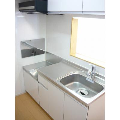 フェリーゼス 203【管理NO：1-018277301-02030】 ★家具家電は申し込み後に搬入します★ ★2026年10月中旬入居可能★の物件写真3