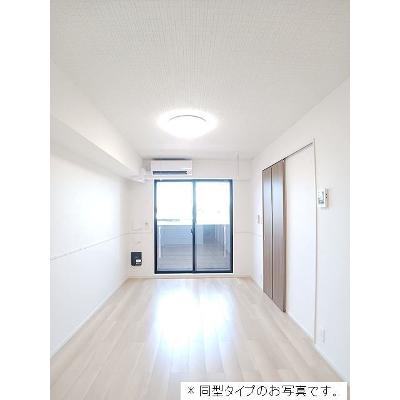 エスポワール　プランタン 102【管理NO：1-028733701-01020】 ★家具家電は申し込み後に搬入します★ ★2027年02月上旬入居可能★の物件写真2