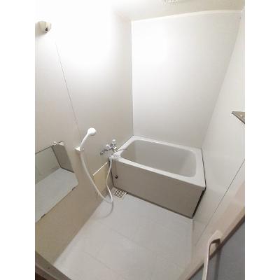 エクセル 201【管理NO：1-005207301-02010】 ★家具家電は申し込み後に搬入します★ ★2026年11月中旬入居可能★の物件写真4
