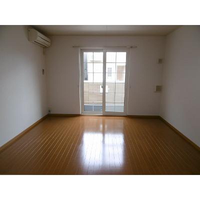 シャンｄｅプアロＡ 101【管理NO：1-014571501-01010】 ★家具家電は申し込み後に搬入します★ ★2026年11月中旬入居可能★の物件写真2