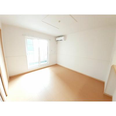 ターンベリー 201【管理NO：1-016692001-02010】 ★家具家電は申し込み後に搬入します★ ★2026年12月中旬入居可能★の物件写真2