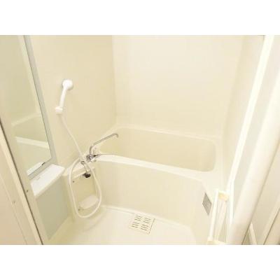 エピナール 103【管理NO：1-014315301-01030】 ★家具家電は申し込み後に搬入します★ ★2026年11月中旬入居可能★の物件写真4