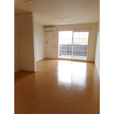 リアンヴィラージュＣ棟 102【管理NO：1-015607603-01020】 ★家具家電は申し込み後に搬入します★ ★2026年11月下旬入居可能★の物件写真2