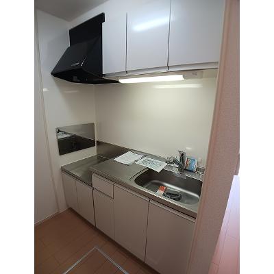 グランジェ　Ｅ 101【管理NO：1-018160303-01010】 ★家具家電は申し込み後に搬入します★の物件写真3