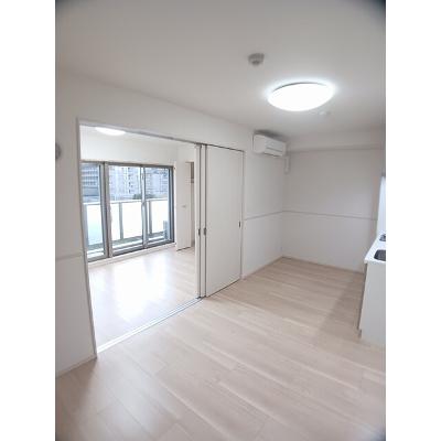 ＳＵＮ 303【管理NO：1-027056901-03030】 ★家具家電は申し込み後に搬入します★の物件写真2