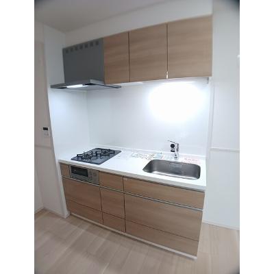 ＳＵＮ 303【管理NO：1-027056901-03030】 ★家具家電は申し込み後に搬入します★の物件写真3