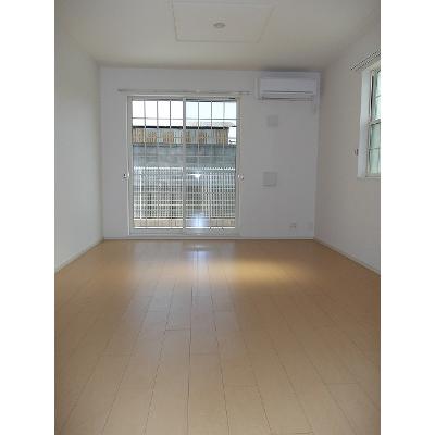 プリマベーラ・アロージョⅡ 105【管理NO：1-017309702-01040】 ★家具家電は申し込み後に搬入します★ ★2026年11月下旬入居可能★の物件写真2
