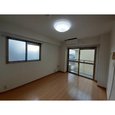 ラ　ヴィータ 801【管理NO：1-013604101-08010】 ★家具家電は申し込み後に搬入します★ ★2026年11月上旬入居可能★の物件写真2