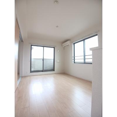 クリント　ブライアント　３号館 306【管理NO：1-024194401-03050】 ★家具家電は申し込み後に搬入します★ ★2026年10月中旬入居可能★の物件写真2