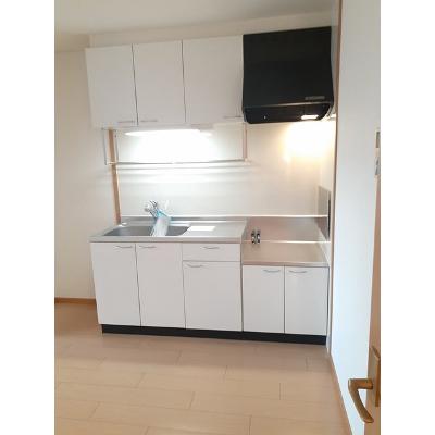 アヴニール　Ⅰ 203【管理NO：1-014692401-02030】 ★家具家電は申し込み後に搬入します★ ★2026年11月上旬入居可能★の物件写真3