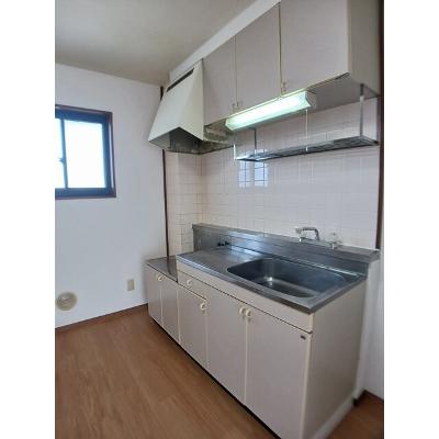 ＯＣＥＡＮ　ＨＩＬＬＳ 201【管理NO：1-006609301-02010】 ★家具家電は申し込み後に搬入します★ ★2026年11月上旬入居可能★の物件写真3