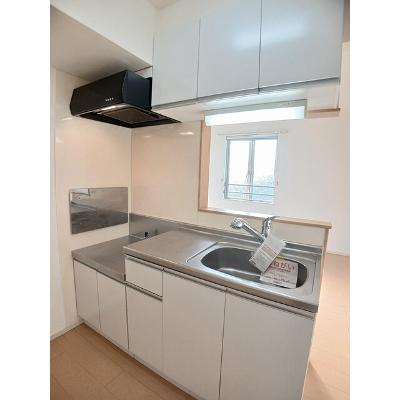 サニー・ハイフラット 303【管理NO：1-018567901-03030】 ★家具家電は申し込み後に搬入します★ ★2026年11月中旬入居可能★の物件写真3