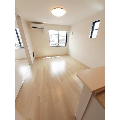 サンクレリア 201【管理NO：1-027647501-02010】 ★家具家電は申し込み後に搬入します★ ★2026年12月上旬入居可能★の物件写真2