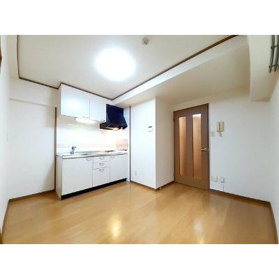 エルマーノ下到津 210【管理NO：1-011405201-02080】 ★家具家電は申し込み後に搬入します★ ★2026年11月上旬入居可能★の物件写真3