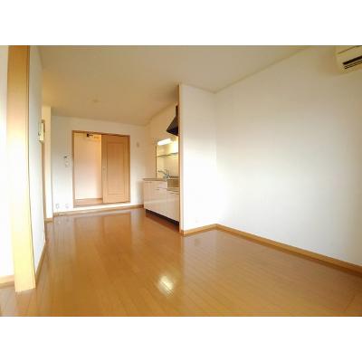 メゾン　ド　シャテーヌ　Ⅲ 203【管理NO：1-013941101-02030】 ★家具家電は申し込み後に搬入します★ ★2026年11月中旬入居可能★の物件写真2