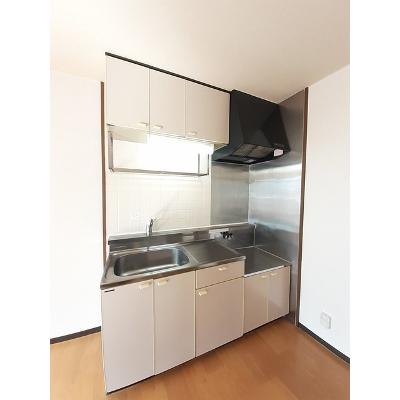 エストレーブ里 205【管理NO：1-009310201-02040】 ★家具家電は申し込み後に搬入します★ ★2026年11月上旬入居可能★の物件写真3