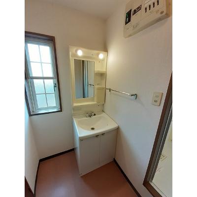 エストレーブ里 205【管理NO：1-009310201-02040】 ★家具家電は申し込み後に搬入します★ ★2026年11月上旬入居可能★の物件写真6